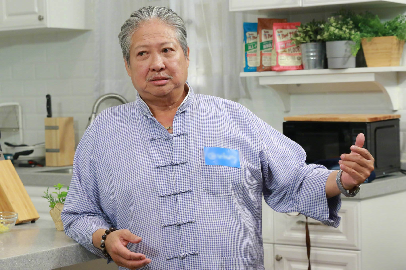 洪金宝67岁生日获儿媳送惊喜,精神抖擞想早日当太爷爷