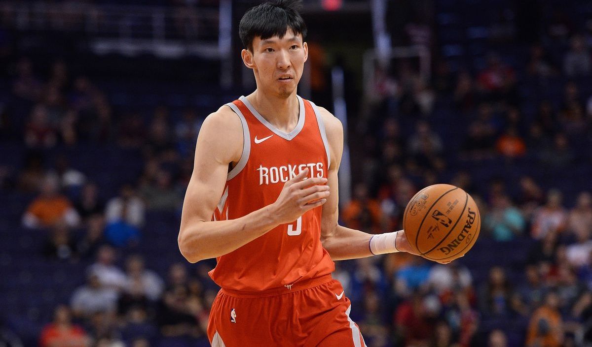 本该是周琦上位的好机会,这时候被裁太可惜了|周琦|火箭队|哈登_新浪
