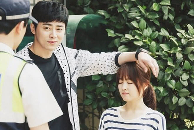 而160cm和180cm的男生女生就更大了,20cm的差距构成了最萌身高差,看