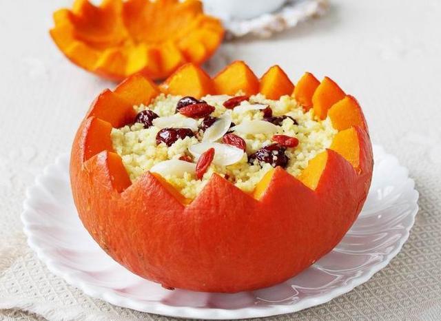 美食推荐:小米南瓜盅,杂粮饭,排骨玉米汤的做法