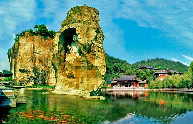 上午游览景区建议选择柯岩-鉴湖-鲁镇线路,下午2点后买票建议选择鲁镇