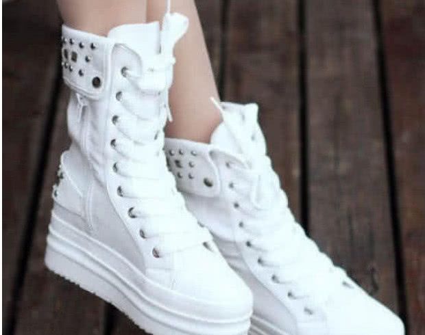 党公认最丑的帆布鞋,图3还是初中女生