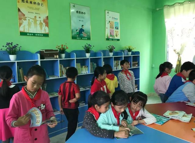 中国300万失学儿童,不可承受之重!