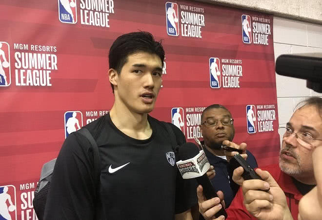 八村塁闪耀世界后又出1日本混血天才!ncaa场均6.1助攻表现惊艳