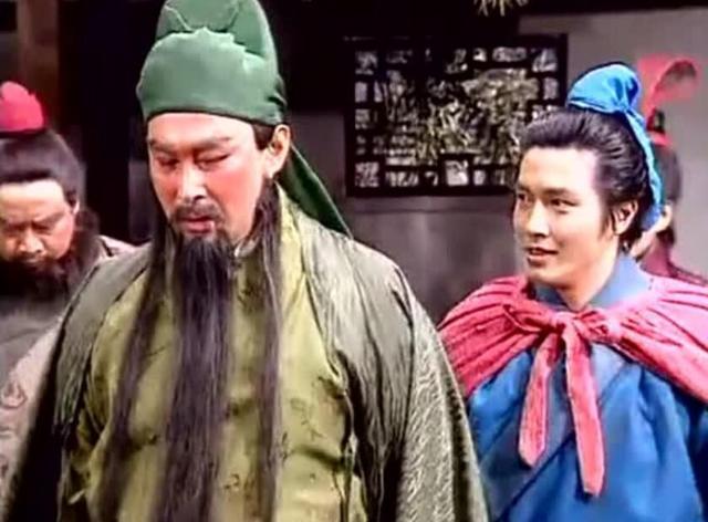 关羽被围困在麦城，刘备的干儿子刘封，为何不愿出兵救援？__财经头条