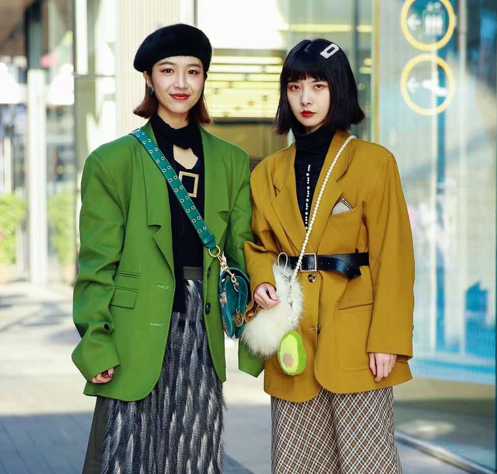 过年闺蜜聚会如何"抢占c位"?穿搭 拍照指南,让你脱颖而出!