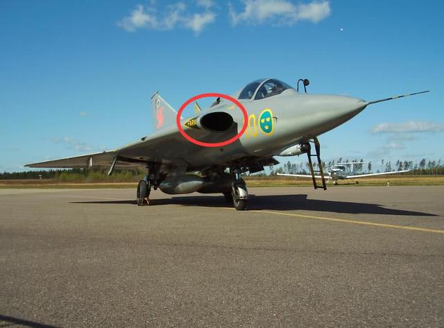 小国生猛:世界第一款眼镜蛇机动战机,轻松虐同时代米格21