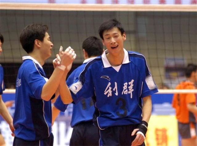 前男排49岁国手瘫痪在床 惠若琪基金主动帮他忙|郑亮|惠若琪|男排