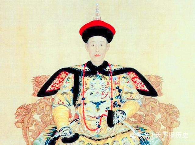 介于胤祕才华和胆识兼备,他一度被封为满洲八旗中的镶白旗,称为蒙古都