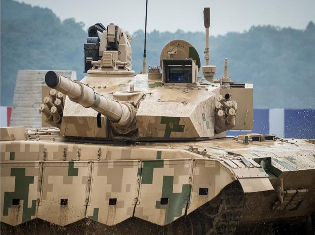 坦克上的同轴机枪有啥作用?作战性能强悍吗?作用竟如此奇特