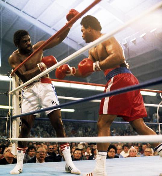 拳王福尔曼心目中的重炮手是谁阿里都被这个人打得鼻青眼肿