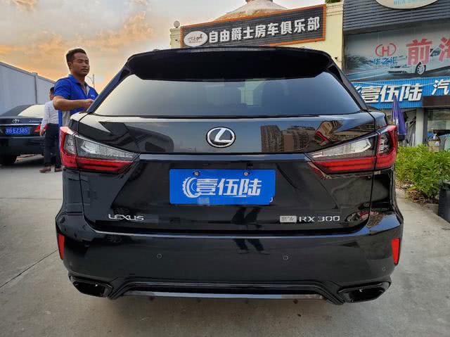 新提雷克萨斯rx300镀络边贴黑改色霸气之中又多一分凌厉