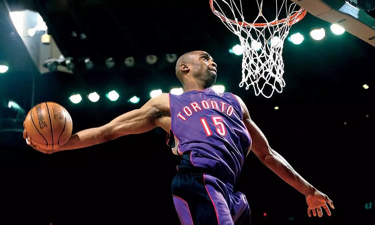 3人将参加扣篮大赛一人7年级就能风车大灌篮