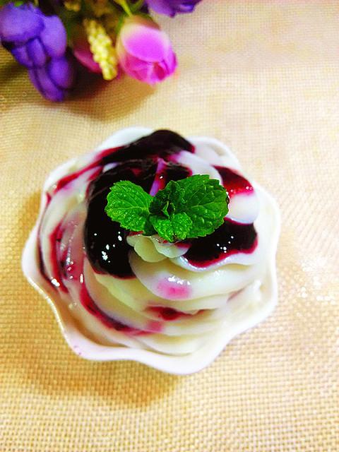 冬天里的冰淇淋-蓝莓山药