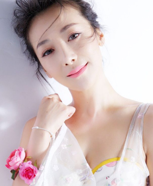 陈紫函一直演古装剧?她的现代照曝光后,才明白其中原因!