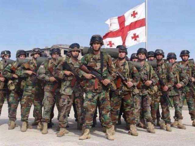 1天内全国被切成两半,8万大军出马一顿暴揍