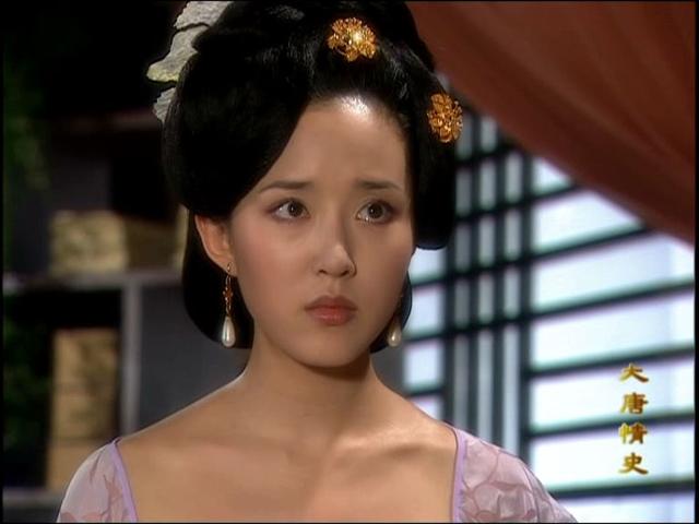 有女人味啊,我觉得这是她所有角色里最美的一个 ~首先要介绍一下玳姬