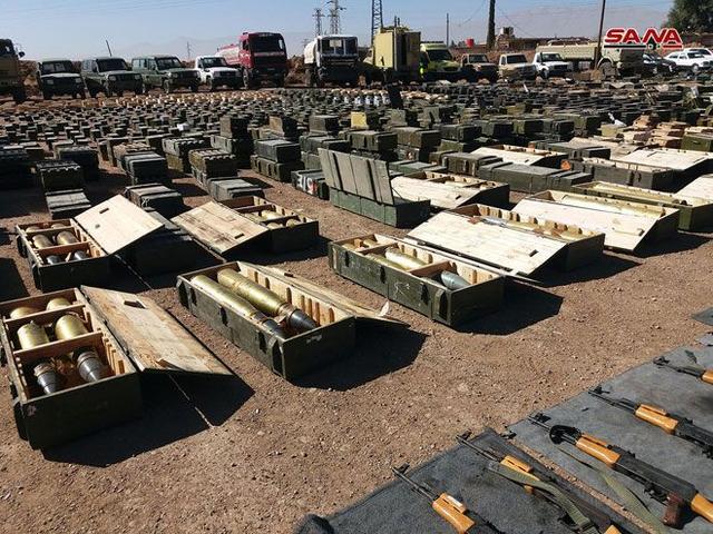 俄军发现一座大型军火库藏有几百枚美制导弹俄笑纳了