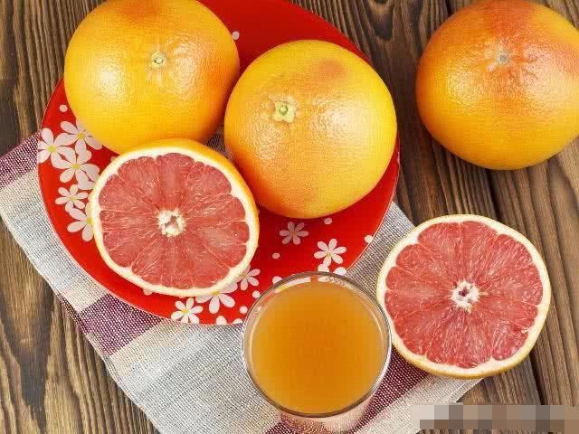 怀孕早期,孕妇可以多吃这3种水果,有利于胎宝