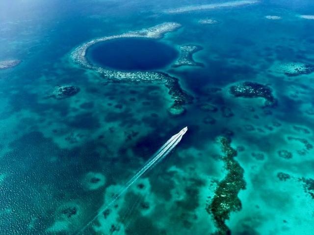 太平洋遗珠伯利兹大蓝洞,即使不会游泳也有想分分钟跳下去的冲动