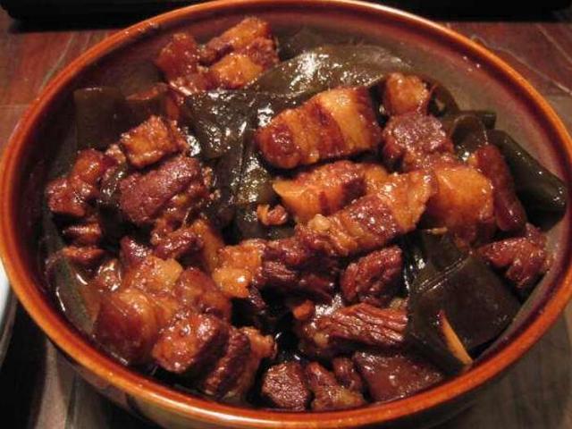 海带红烧肉口感淳厚香滑猪肉酥烂海带味足香而不腻美味不上火