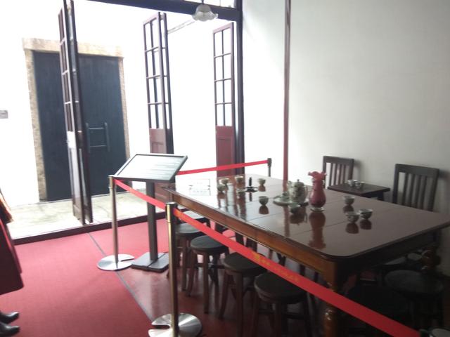 第三次去上海一大会址发现终于可以照相但不可以拍视频