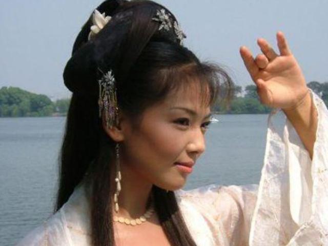 白素贞很美,程秀秀不及她美