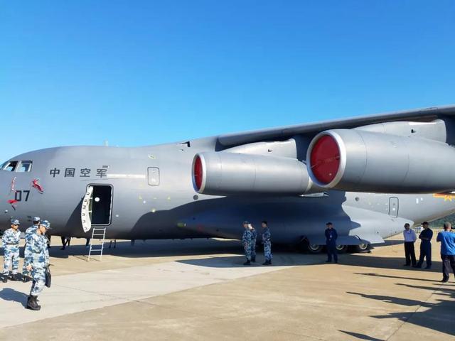 运-20u首飞 俄专家:中国摆脱只有3架大型加油机的窘境