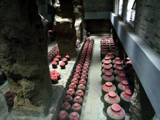 亳州古井贡"无极窖":天下第一酒窖风采