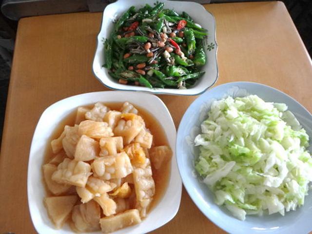 冬天一家三口的家常午餐,花钱不多,但是吃的舒服,暖心又暖胃!