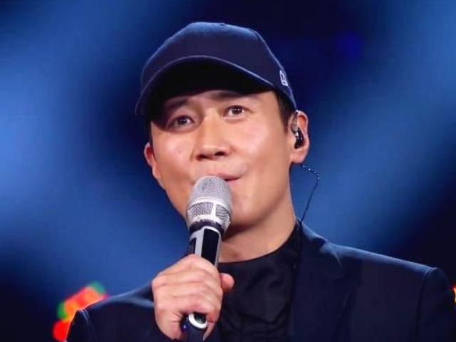 萌被瞬间圈粉,看过这个节目之后,大家都希望希望黎明以后多多参加综艺