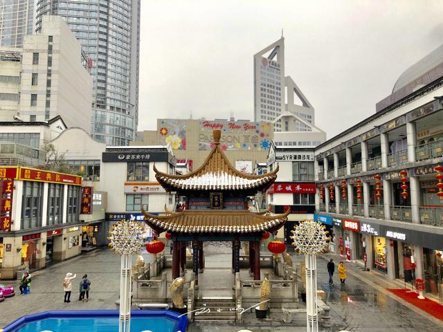 无锡市中心最繁华的商业街区,与上海,南京齐名,游客:有名无实