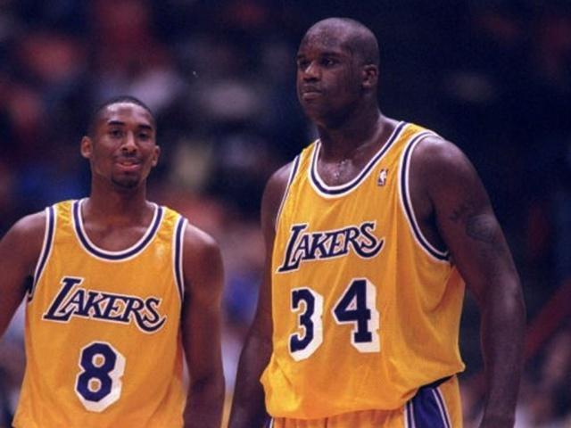 Kobe和Howard的愛恨情仇,一度劍拔弩張,終於在老大去世前互相原諒!-黑特籃球-NBA新聞影音圖片分享社區
