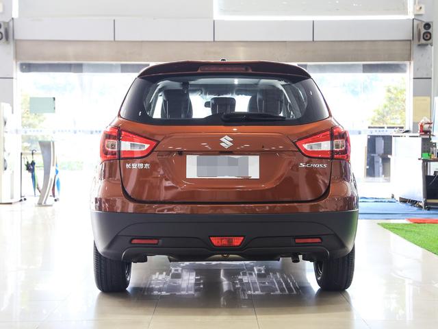 全新铃木小型suv晓途,外观不输缤智,内饰精致,乘坐舒适