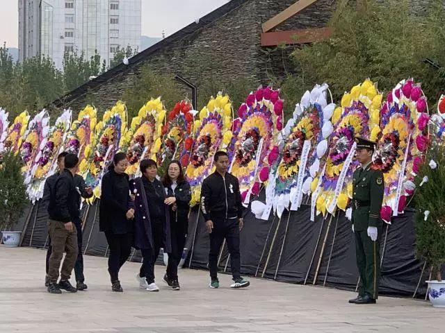 2019年4月4日,四川西昌市火把广场,木里森林火灾牺牲烈士追悼会举行