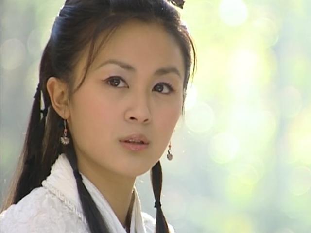 38岁前tvb小花离婚近两年独力照顾一对子女 曾是街知巷闻小童星