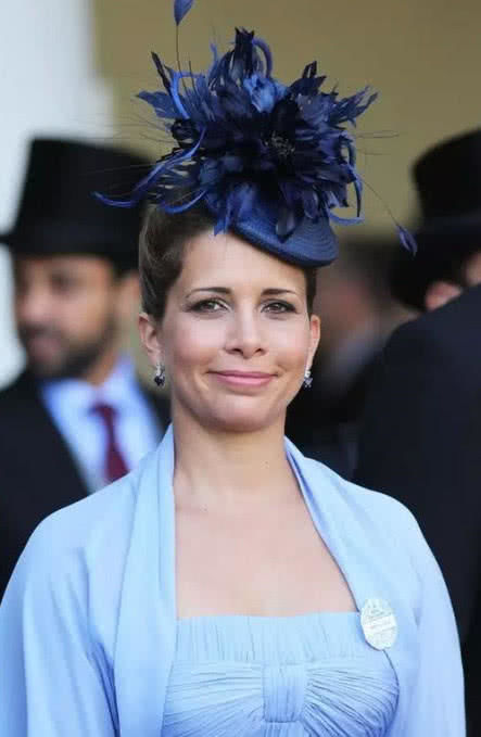 美貌与智慧集一身的传奇,精通七国语言,嫁入迪拜王室成为二王妃