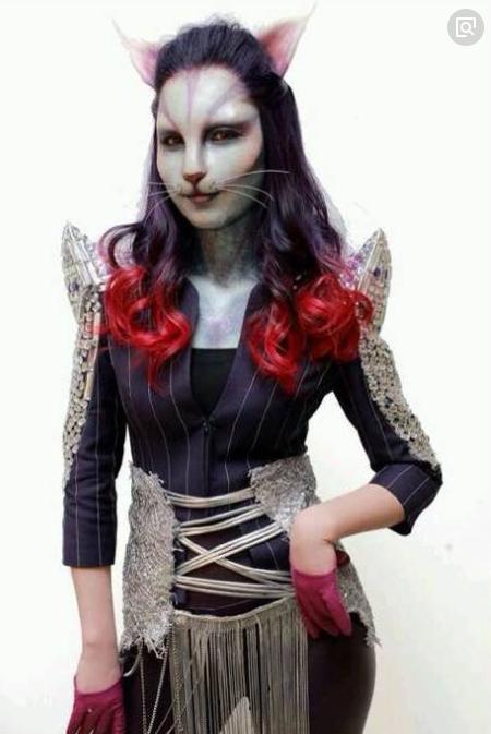 女嘉宾化特效"猫女"妆,被质疑长相,卸妆后观众都不淡定了