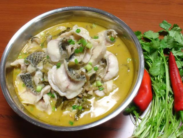 给草鱼披上酸菜的外衣才是吃货正确姿势