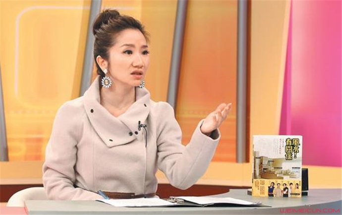 历史曝光网友们也非常讨厌陶晶莹,表示她竟然不喜欢大陆,那就呆在台湾