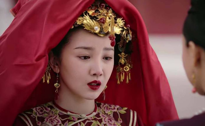 如懿传:惢心的一个决定,让李玉终于不孤单,被称史上最帅的公公