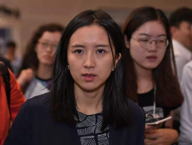 共享单车凉凉:胡玮炜套现15亿,戴威ofo欠债10亿,阿里将得益?