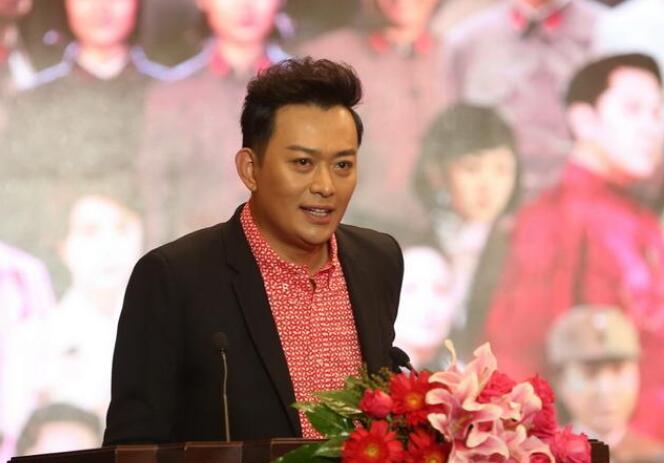 继聂远之后过气男神黄海冰也靠着发福的胖大叔翻身了