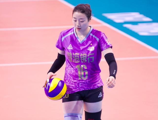 郎平苦心培养5年没成才|孙文静|姚迪|北京女排_新浪新闻