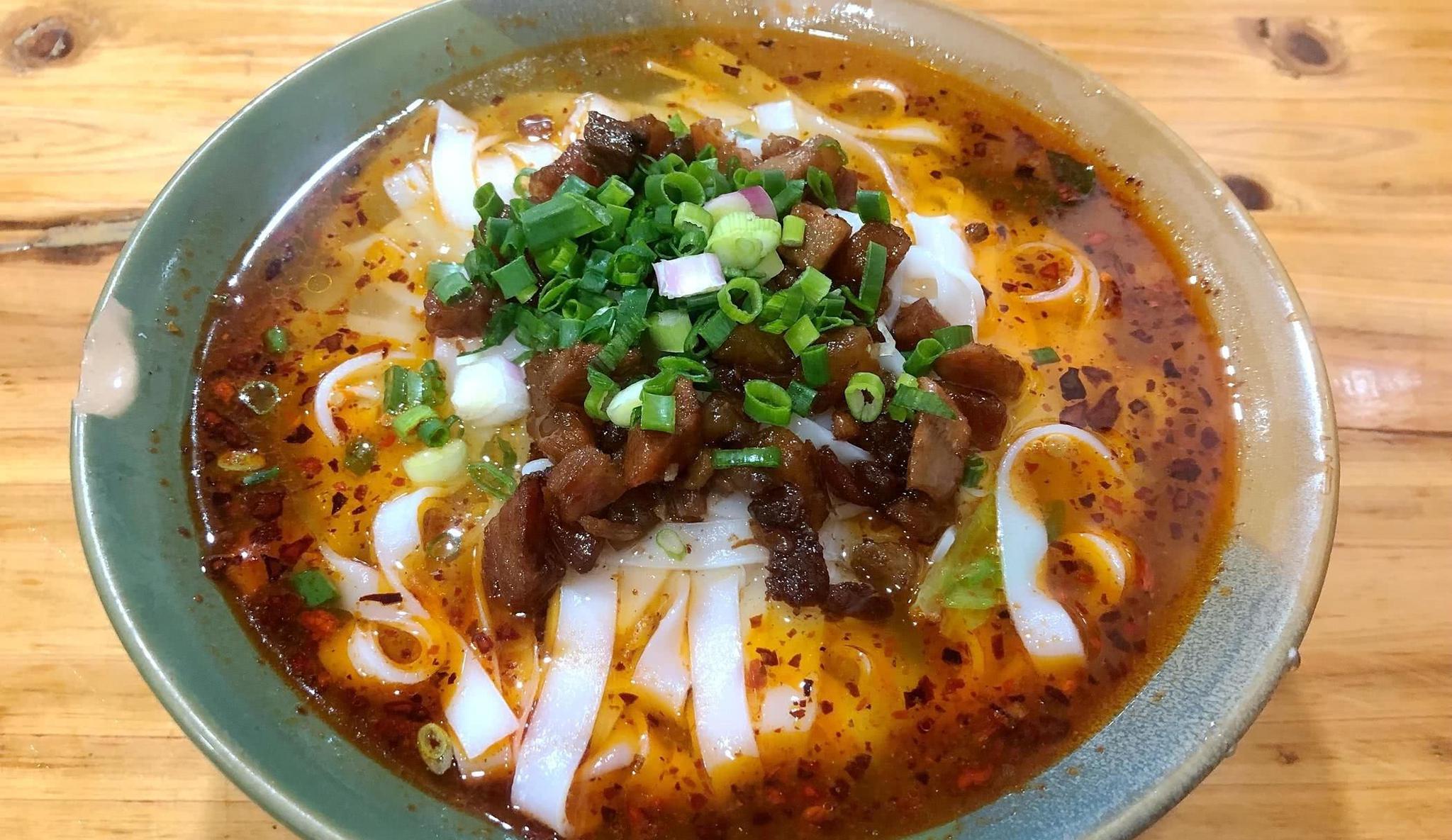 是不是正宗赶水米粉未可知,但味道确实挺好吃的!