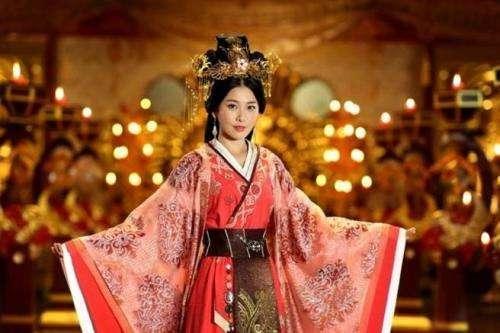 秦始皇一生有十八个儿子和十个女儿,为何没有册封皇后和妃子?