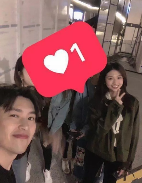 《心动的信号》周游向天歌 私下恋情疑似被曝光