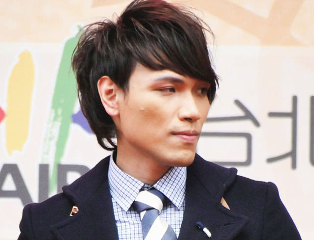 张碧晨杨宗纬凉凉怎么听都觉得是原唱好听你怎么认为呢