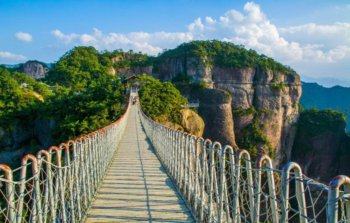 神仙居太白梦游处烟霞第一城