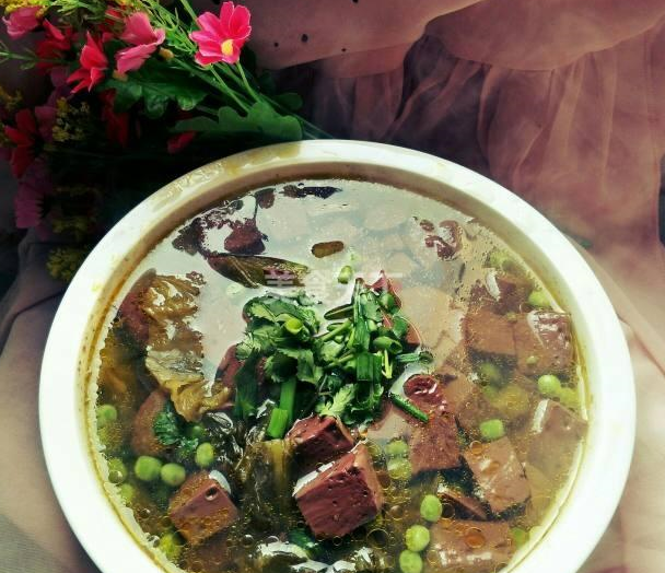 酸菜血旺汤做法,口味地道,酸辣开胃,好吃的停不下
